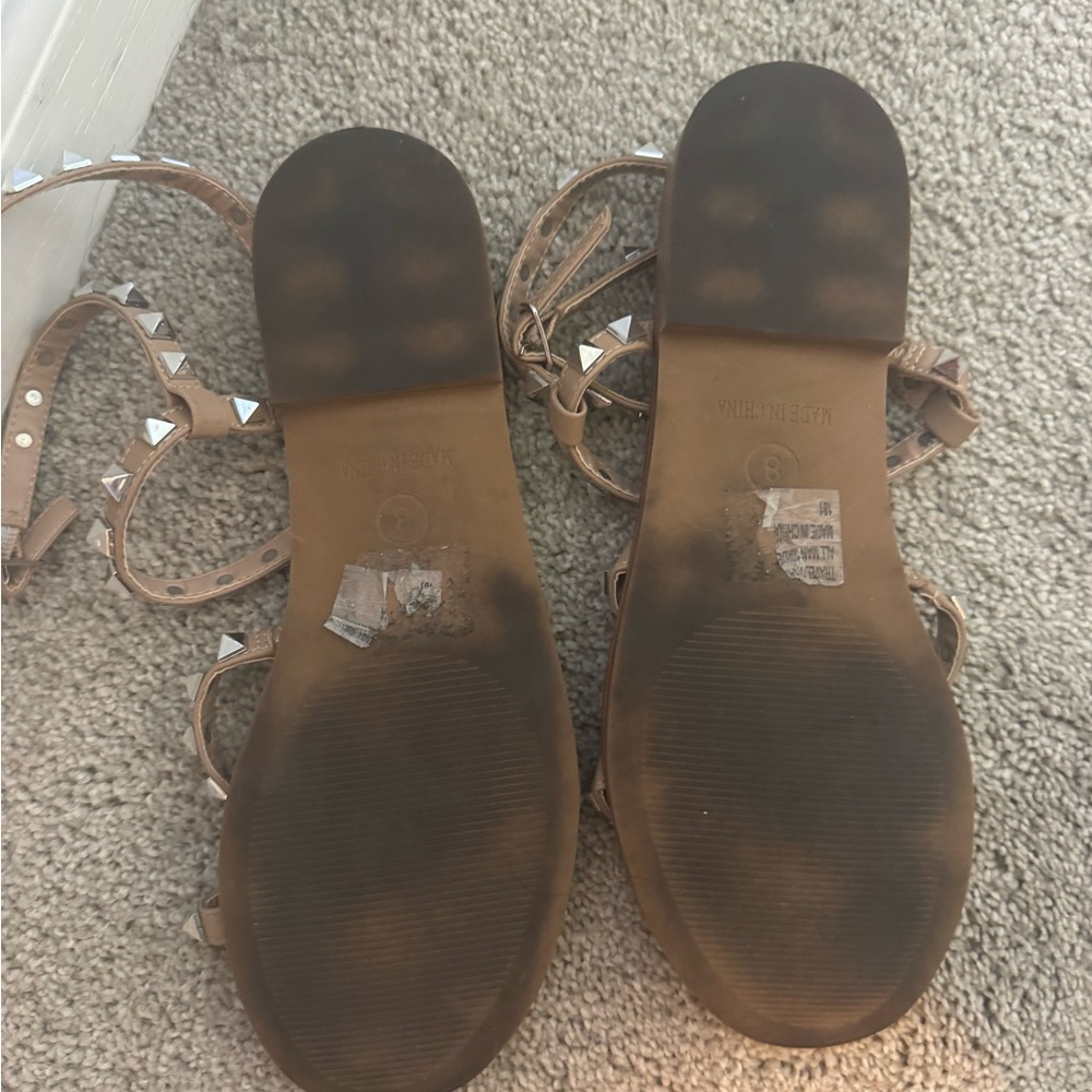 Steve Madden Tan Studded Strappy Sandals for Women - Picture 4 of 4